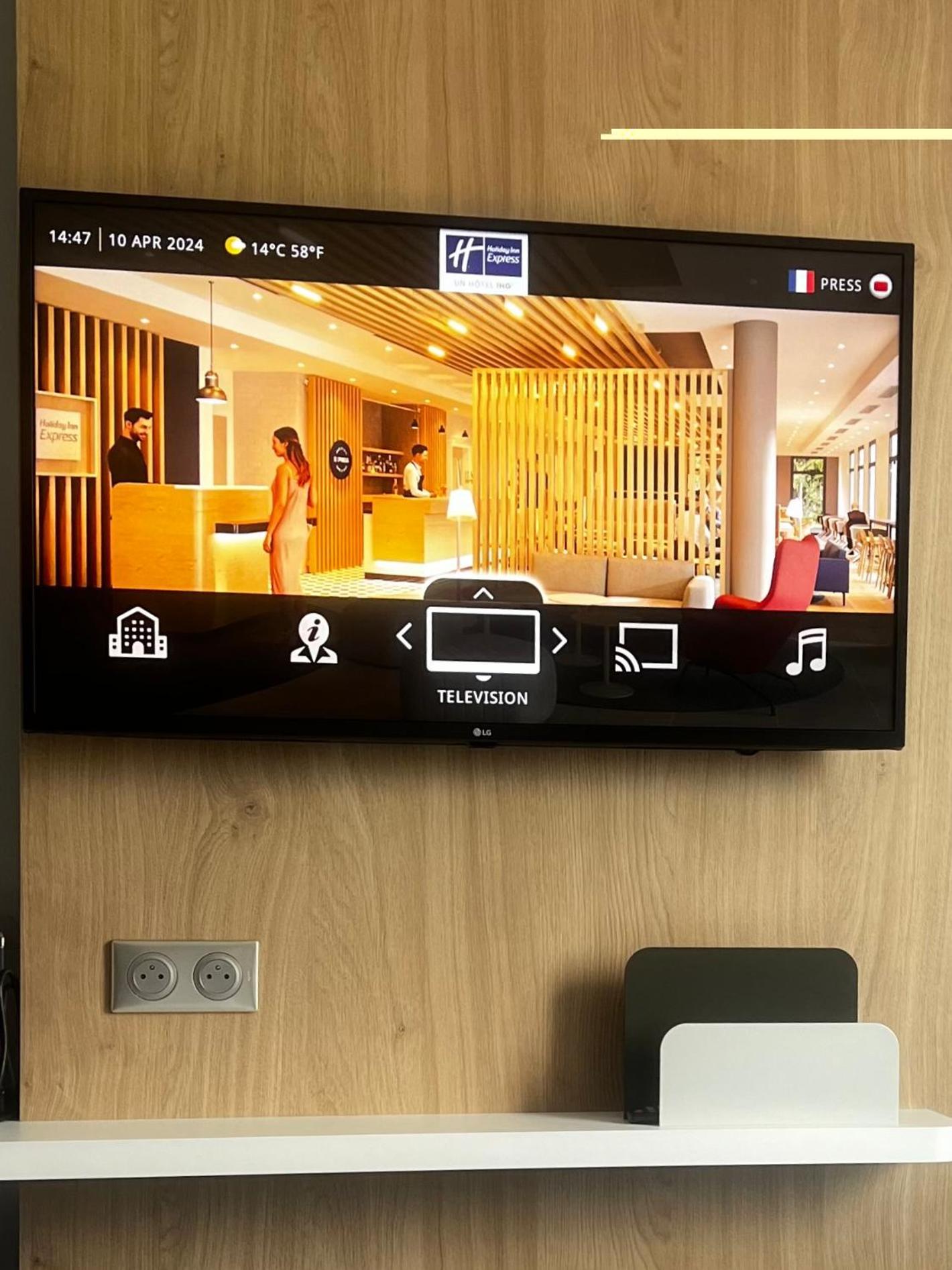 Holiday Inn Express - Marne-La-Vallee Val D'Europe By Ihg Байи-Романвилие Екстериор снимка